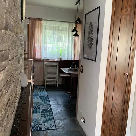 Courmayeur-morgex, Grande X 8 Persone Apartament